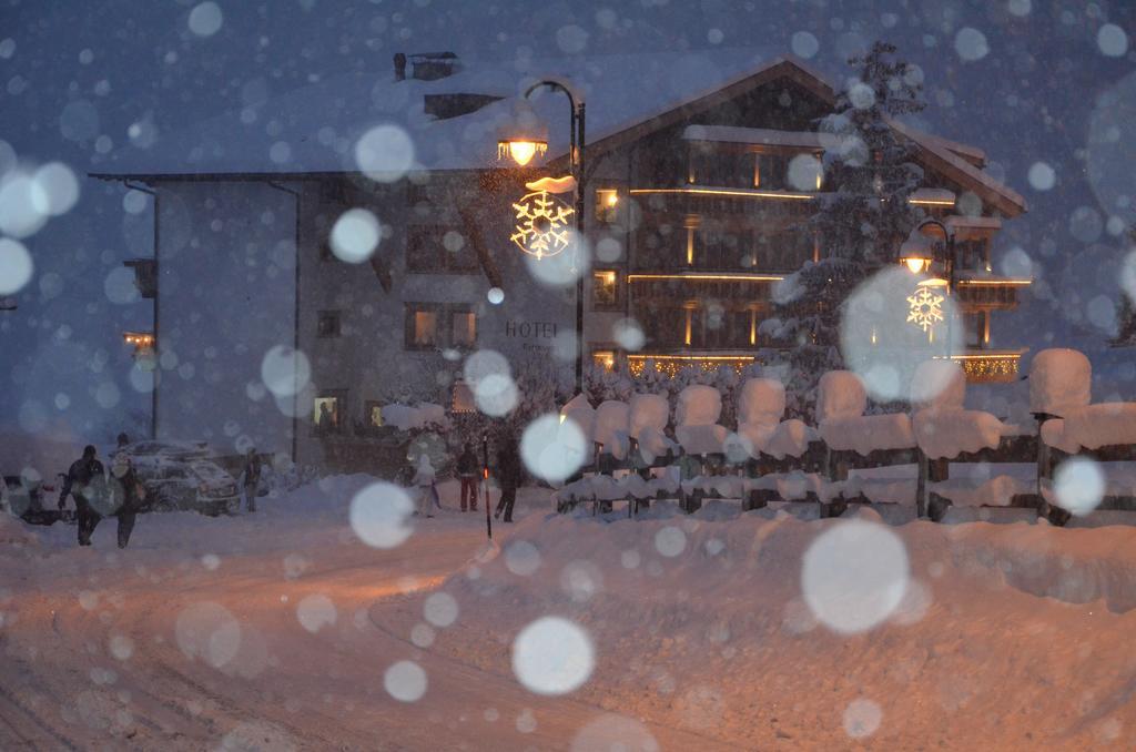 Sporthotel Zugspitze Lermoos Eksteriør bilde